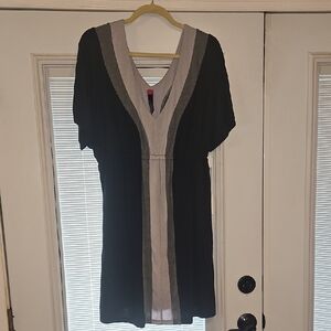 Pure Energy Black and Gray Midi Dress